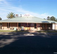 Dog N Bull - Tourism Adelaide