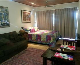 Mackay Beach Accommodation - Iluka - Tourism Adelaide 3