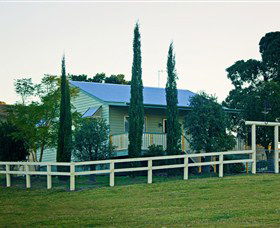 Milford Country Cottages - Tourism Adelaide 0