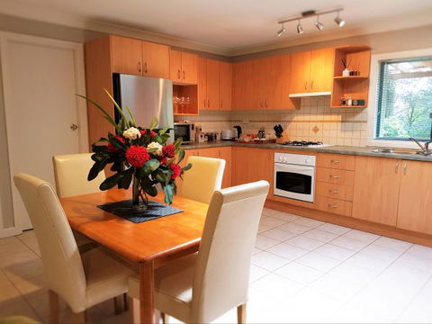 Huntington Cottage - Tourism Adelaide 3