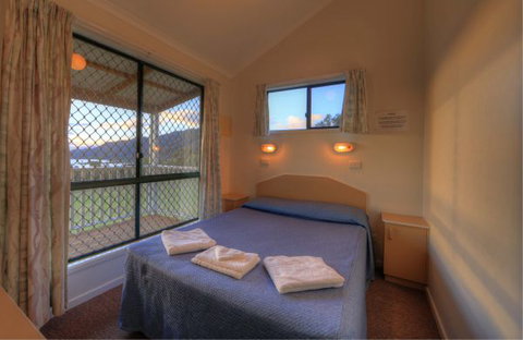 Inland Waters Holiday Parks Lake Glenbawn - Tourism Adelaide 8