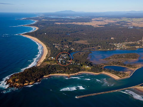 Moruya South Heads Beach Cabin - Tourism Adelaide 0