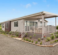 The Lake House Rothbury - Tourism Adelaide