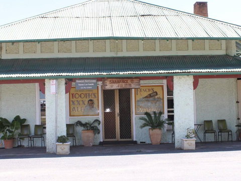 Shamrock Hotel - Greenethorpe - Tourism Adelaide 0