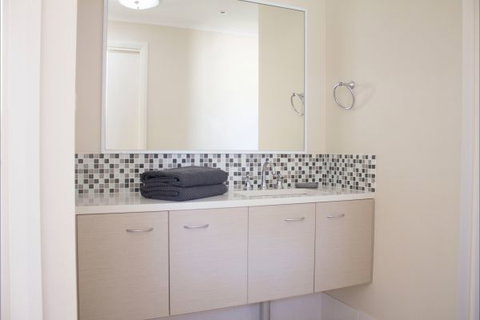 The Francis Retreat - Tourism Adelaide 4