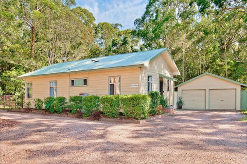 The Francis Retreat - Tourism Adelaide 9