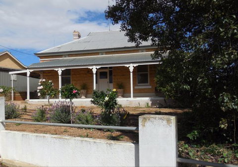 Book Keepers Cottage Waikerie - Tourism Adelaide 0