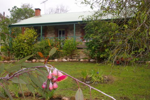 Naimanya Cottage - Tourism Adelaide 0