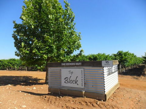 The Picker's Hut - Tourism Adelaide 3