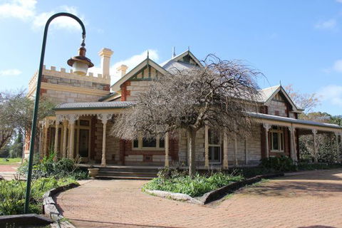 Cockburn House - Tourism Adelaide 1