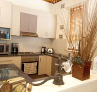 Anderl's Beach Cottage - Tourism Adelaide