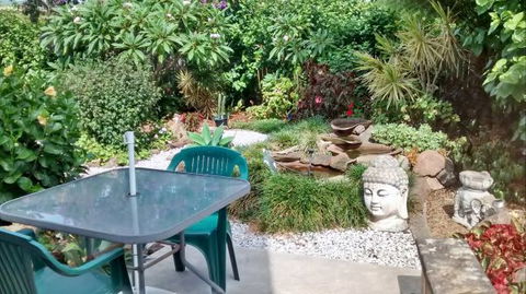 The White House - Shellharbour Village - Tourism Adelaide 7