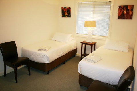 Elderton Guest House - Tourism Adelaide 3