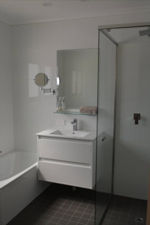 Elderton Guest House - Tourism Adelaide 5