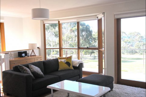 Darlington Beach House @ Spring Beach - Tourism Adelaide 4