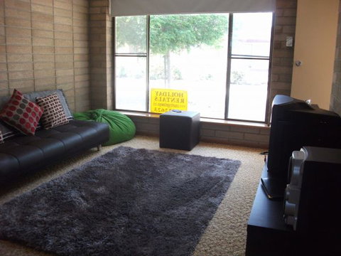 Anchorage 8 - Tourism Adelaide 3