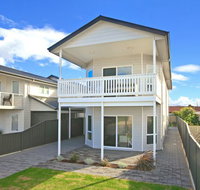 Century 21 SouthCoast White Caps - Tourism Adelaide