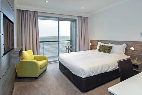 Ozone Hotel - Tourism Adelaide 3