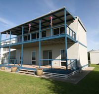 LJ Hooker Goolwa Holiday Rentals - 25 Barrage Road Goolwa South - Tourism Adelaide