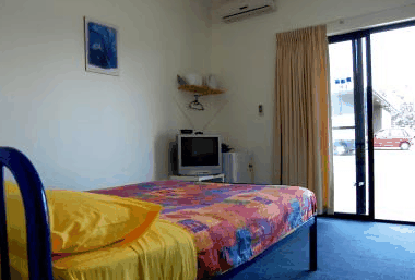 Comfort Hostel - Tourism Adelaide