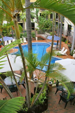 Aussie Resort Burleigh - Tourism Adelaide 2