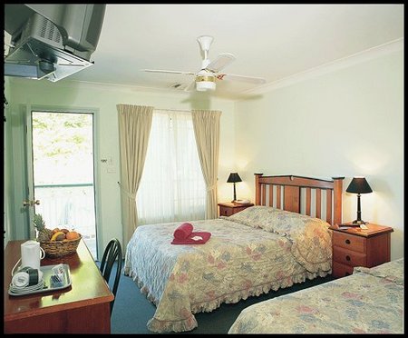 Miranda Lodge - Tourism Adelaide 0