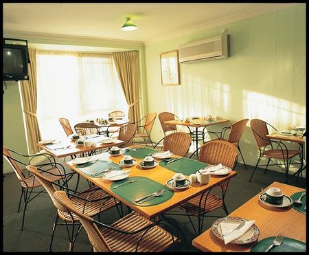 Miranda Lodge - Tourism Adelaide 1