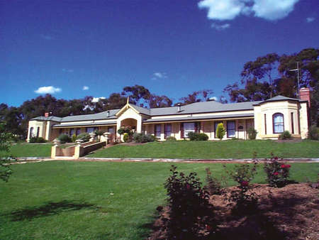 Brice Hill Country Lodge - Tourism Adelaide 0