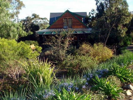 The Stumps B&B - Tourism Adelaide 0