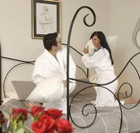 Wine  Roses Bed  Breakfast - Tourism Adelaide