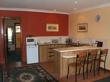 Alice Beside The Sea - Tourism Adelaide 0