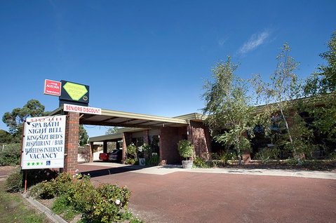 Statesman Motor Inn - Tourism Adelaide 0