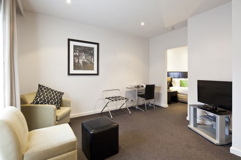 BEST WESTERN PLUS Ballarat Suites - Tourism Adelaide 7
