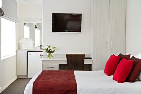 Governor Macquarie Motor Inn - Tourism Adelaide 2