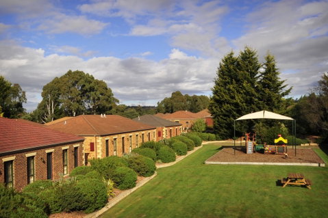Country Club Tasmania - Tourism Adelaide 0
