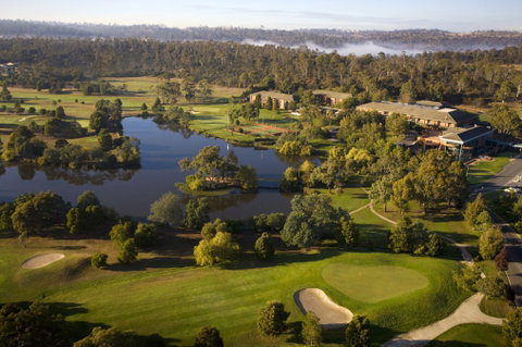Country Club Tasmania - Tourism Adelaide 1