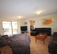 LJ Hooker Goolwa Holiday Rentals - 12 Willmett Road Goolwa Beach - Tourism Adelaide