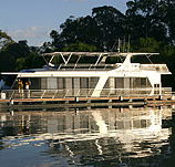 Whitewater Houseboat - Tourism Adelaide