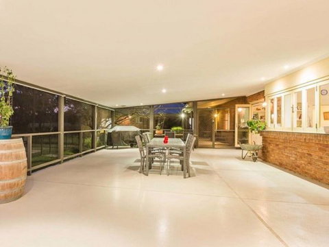 Abelia House - Tourism Adelaide 2