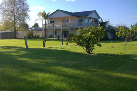 Barossavilla Guest House - Tourism Adelaide 5
