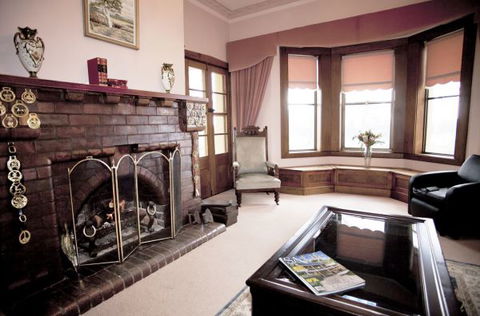 Beauchamp House - Tourism Adelaide 3