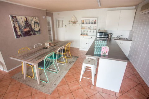 Arlingtons Accommodation - Tourism Adelaide 4