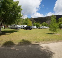 Bright Freeburgh Caravan Park - Tourism Adelaide