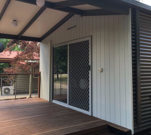 Bright Freeburgh Caravan Park - Tourism Adelaide 4
