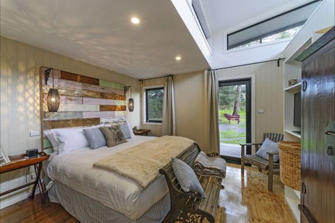 Coastal Pods Wynyard - Tourism Adelaide 4
