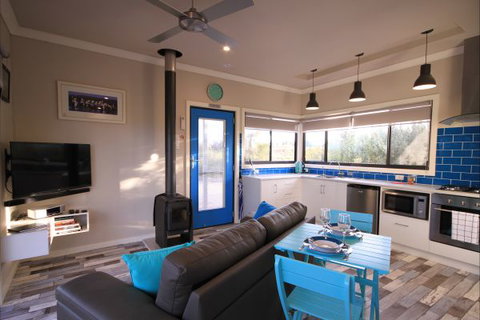 Coorong Cabins - Tourism Adelaide 4