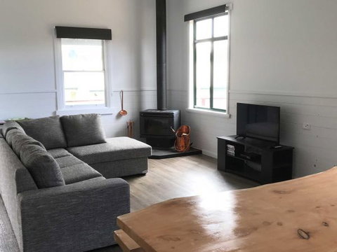 Derby Digs Cottage - Tourism Adelaide 5