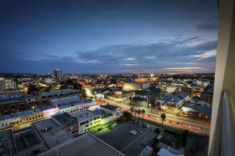 La Loft Apartments - Tourism Adelaide 0