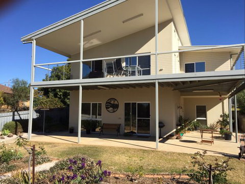 Lyreen's Apartment Bed And Breakfast - Tourism Adelaide 1