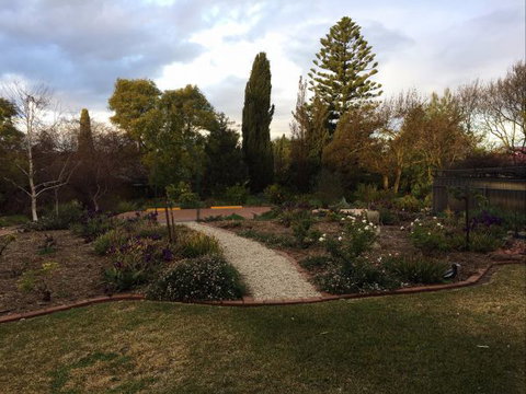 Lyreen's Apartment Bed And Breakfast - Tourism Adelaide 9